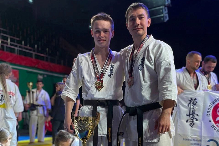 Кировские спортсмены на международных соревнованиях по киокусинкай взяли золото и бронзу