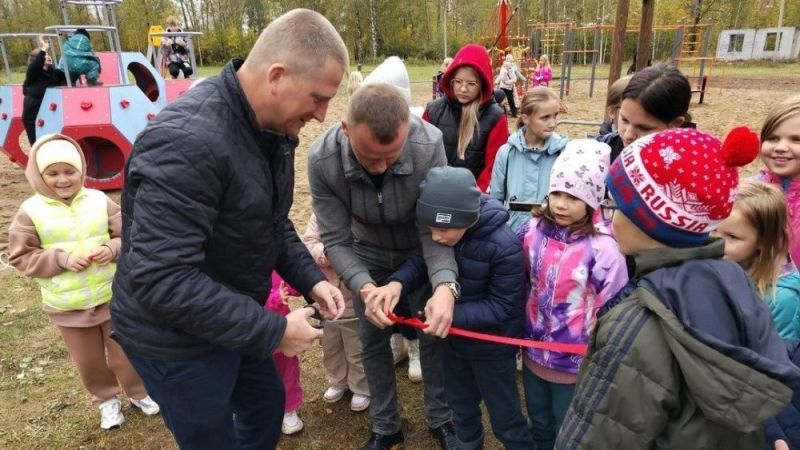 В Кирове открыли новую спортплощадку для детей разного возраста