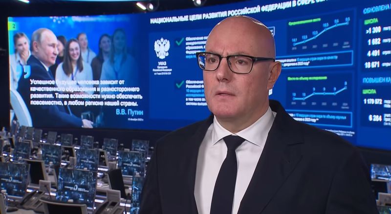 Кировчанам рассказали об итогах стратегической сессии по вопросам качества образования в России