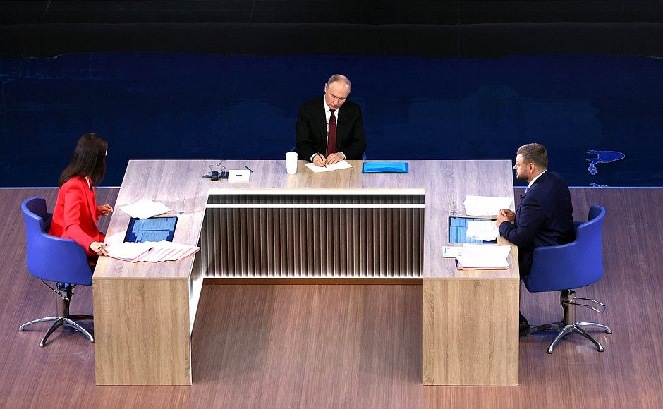 Владимир Путин рассказал о решении миграционной проблемы