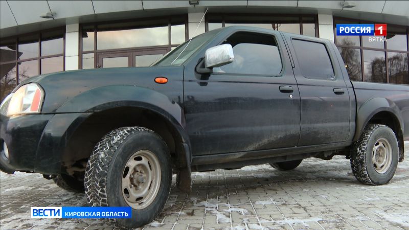 Два конфискованных автомобиля отправили из Кирова в зону СВО