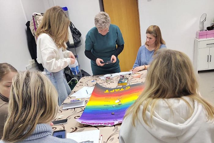 Более 500 кировчанок трудоустроились благодаря работе женских клубов