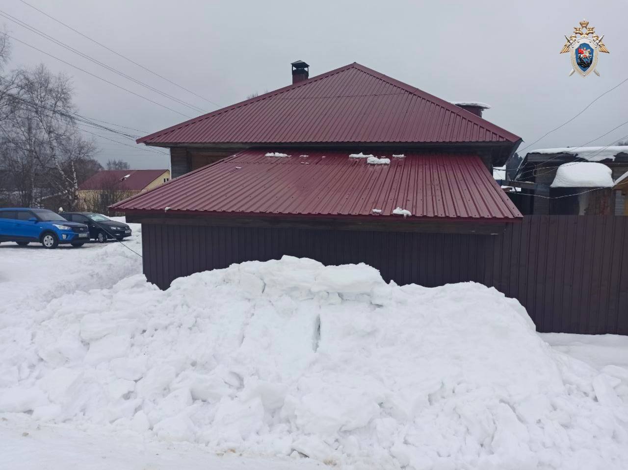 Председатель СК РФ дал указание возбудить уголовное дело по факту падения снежной массы на ребенка в Нагорске