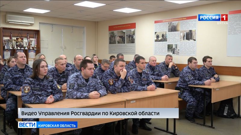 Росгвардейцы встретились с представителем вятского духовенства