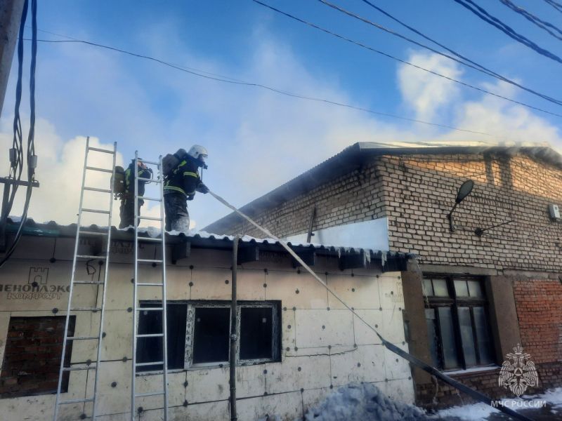 В Вятских Полянах загорелся цех по изготовлению алюминиевой посуды