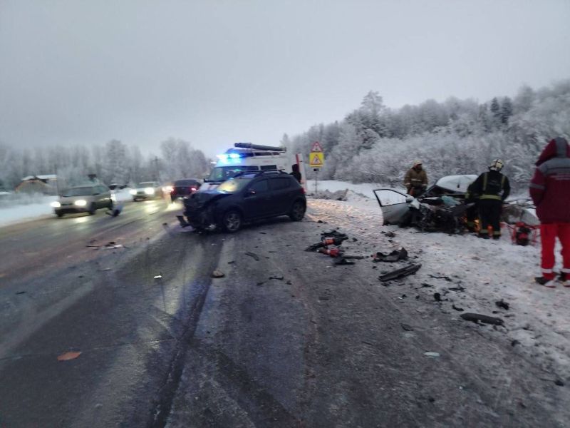 Стали известны подробности утреннего ДТП в Кирове