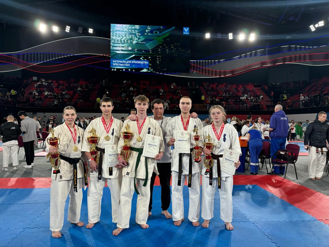 Кировчане завоевали 9 медалей международных соревнований по киокусинкай