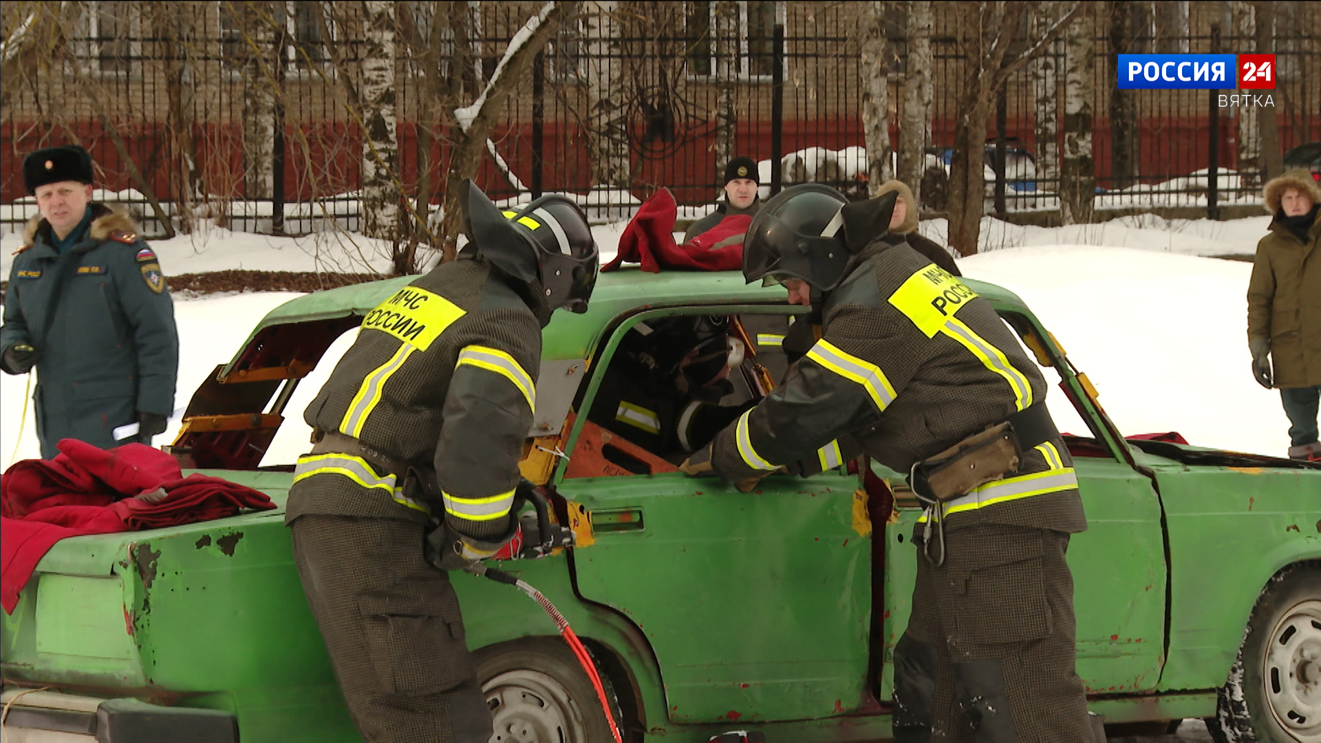 В Кирове прошли областные соревнования по ликвидации последствий ДТП