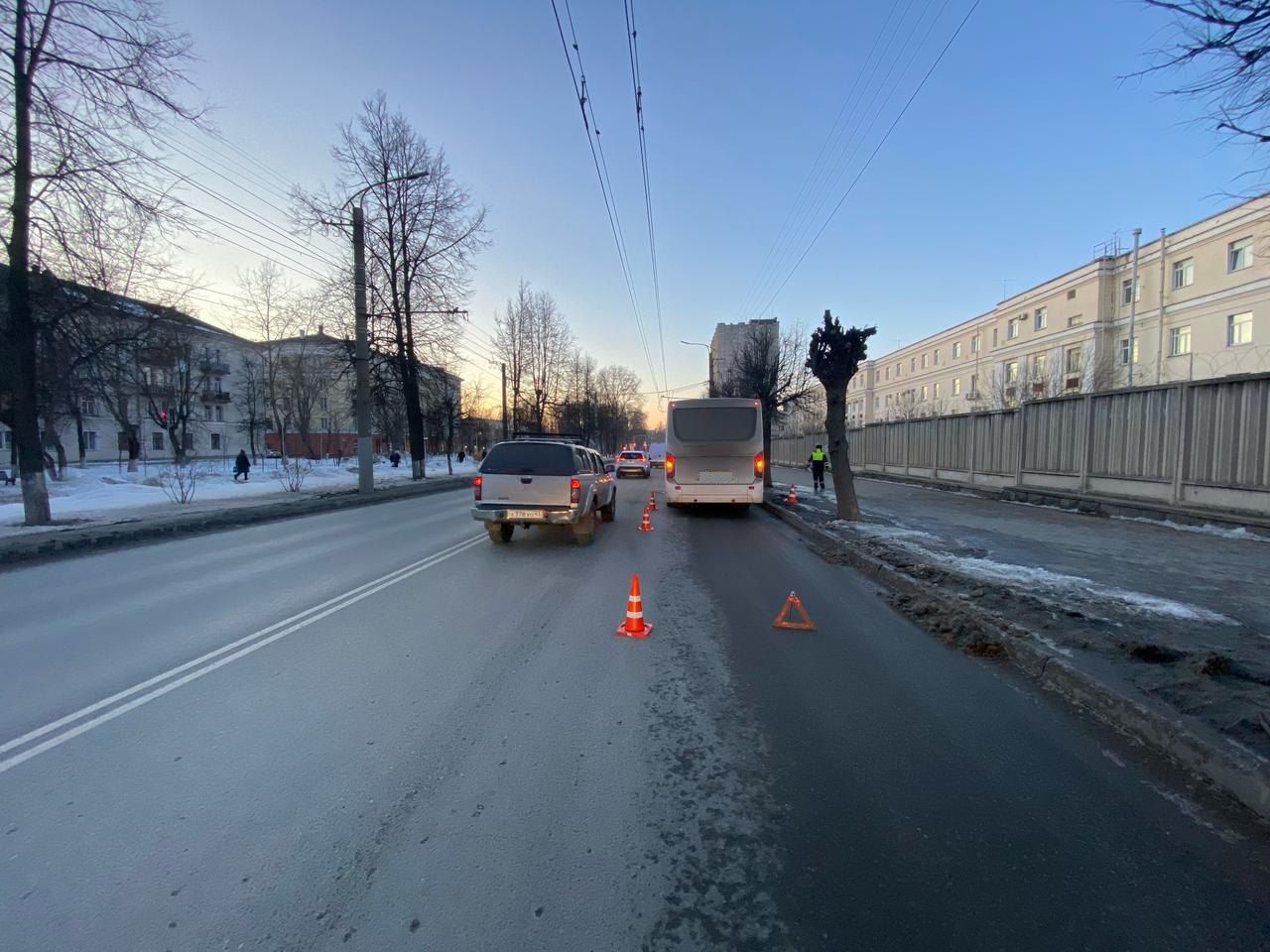 В Кирове в автобусе травмировалась 82-летняя женщина