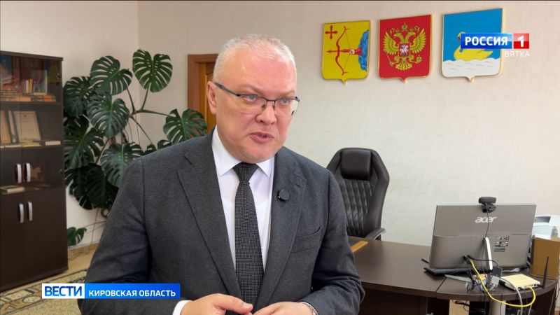 Губернатор Александр Соколов рассказал о строительстве школы в Нолинске