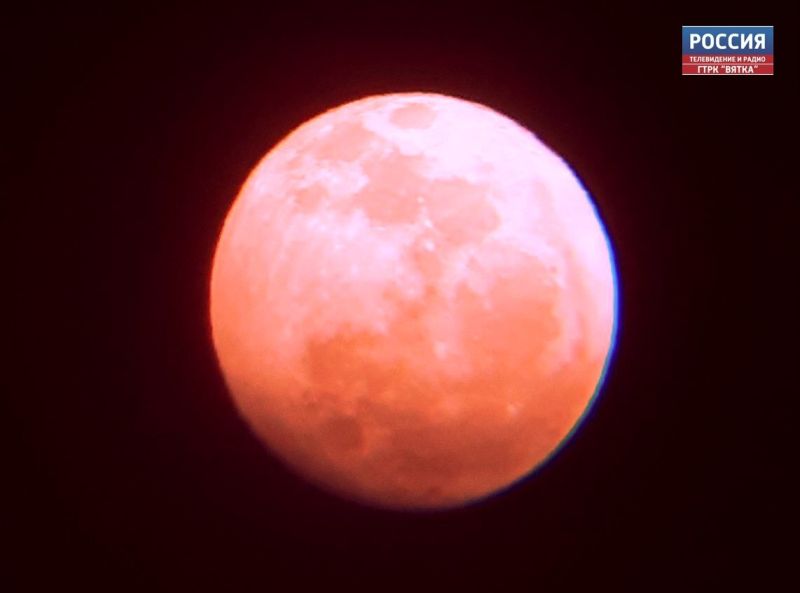 В ночь на пятницу на небе взойдет Кровавая Луна