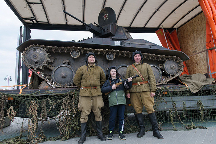 Кировчан предупредили: по улицам проедет «Танк Т-60»