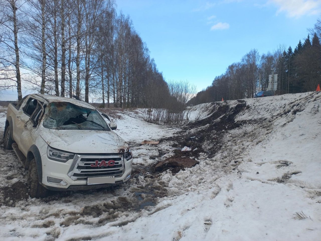 В Кирово-Чепецке водитель перевернулся на машине