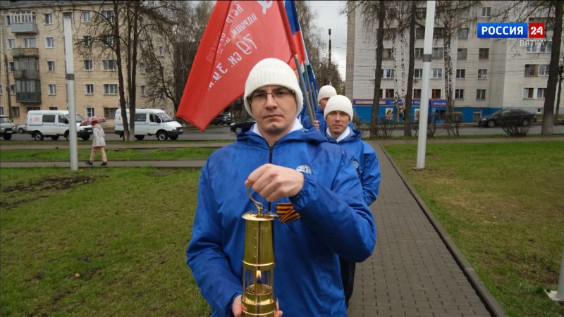 В Киров доставили частицу Вечного огня от единственного в стране Мемориала героям-энергетикам в Туле