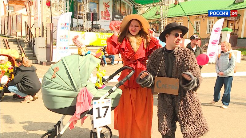 В Кирове на пешеходной Спасской состоялся парад детских колясок