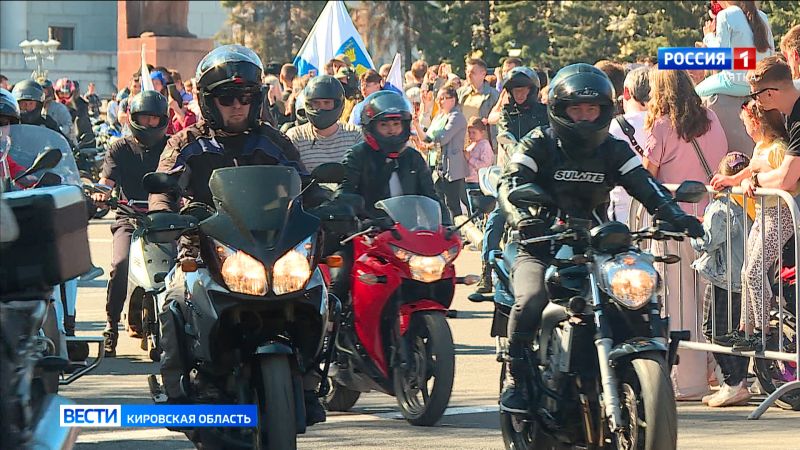Кировские байкеры открыли новый мотосезон