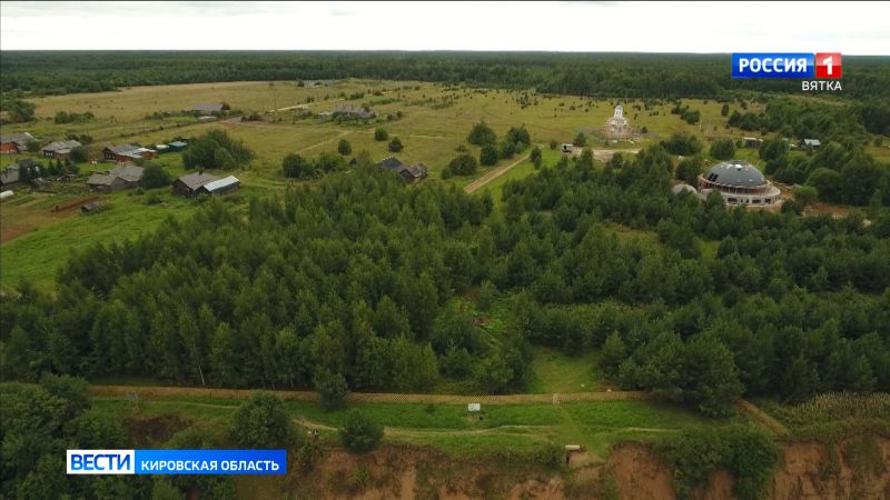 Кратковременный дождь, гроза ожидаются в воскресенье в Кировской области