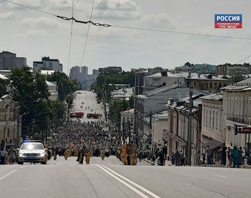 Общественный транспорт Кирова  объедет перекрытую из-за отправления Великорецкого крестного хода  улицу Ленина