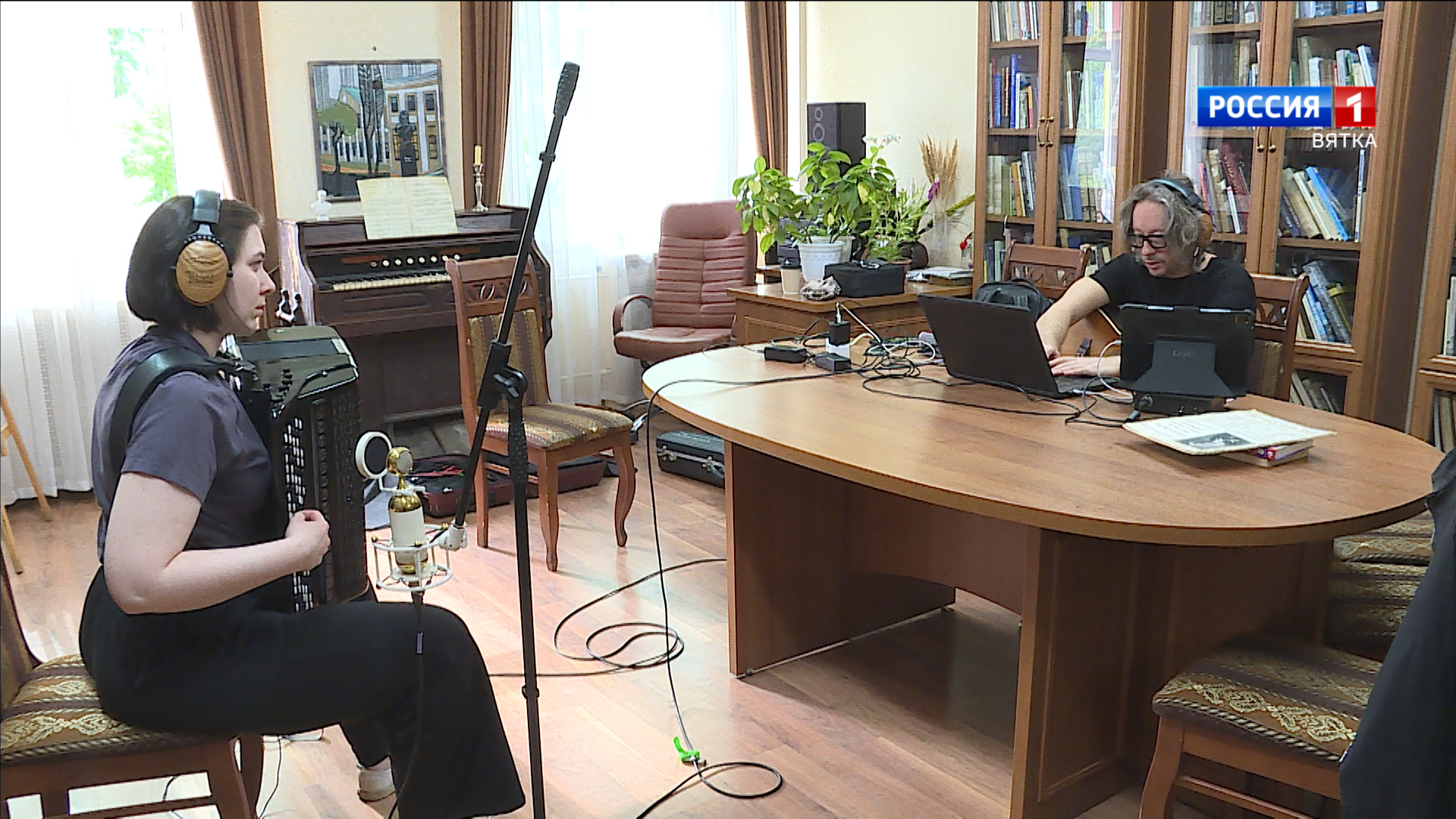 Кировские музыканты приняли участие во всероссийском проекте «Песни великой страны»