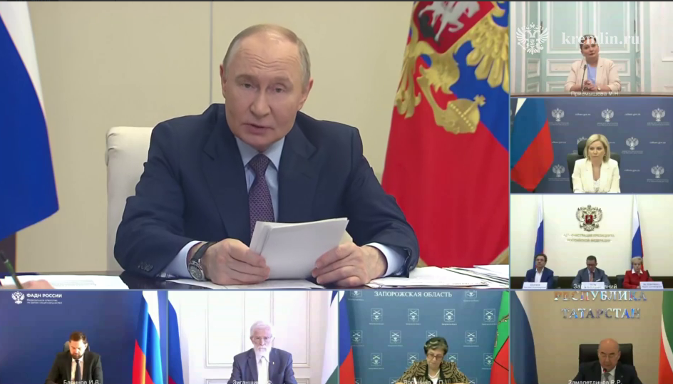 Путин предложил учредить 8 сентября День языков народов России