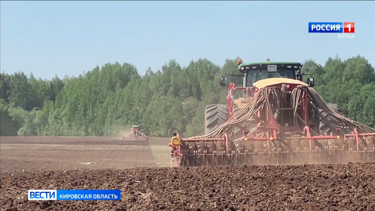 В Кировской области аграрии начали заготовку кормов