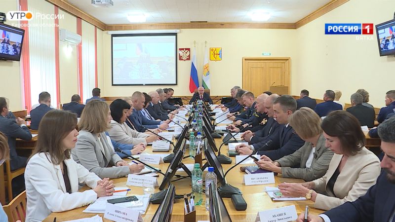 В правительстве Кировской области прошло еженедельное совещание