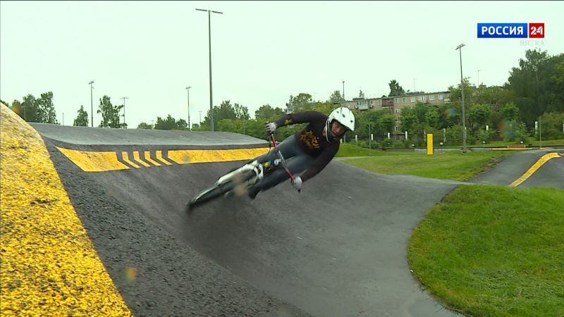 В Кирове прошли городские соревнования по велоспорту BMX