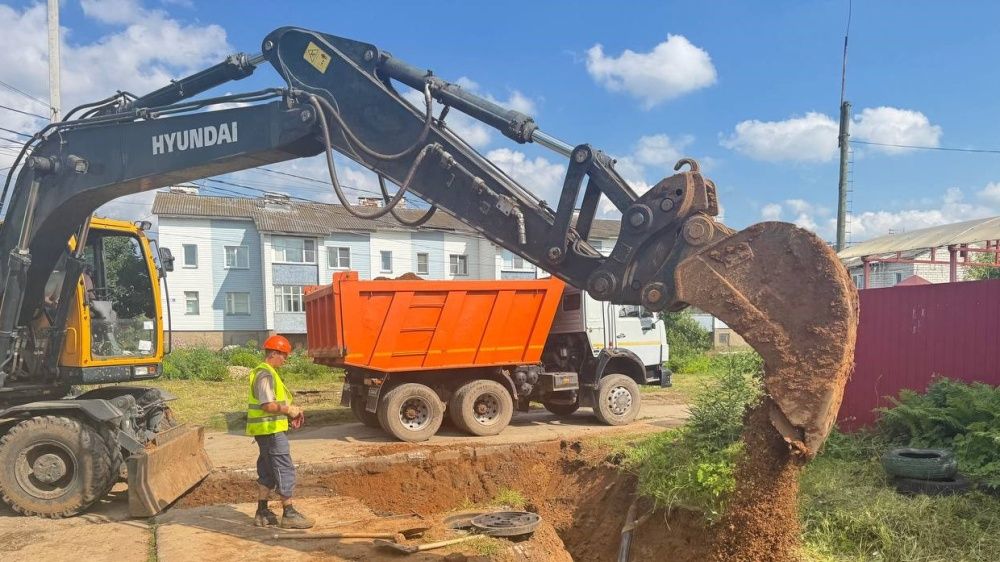 В поселке Гнусино обновляют сети водоснабжения
