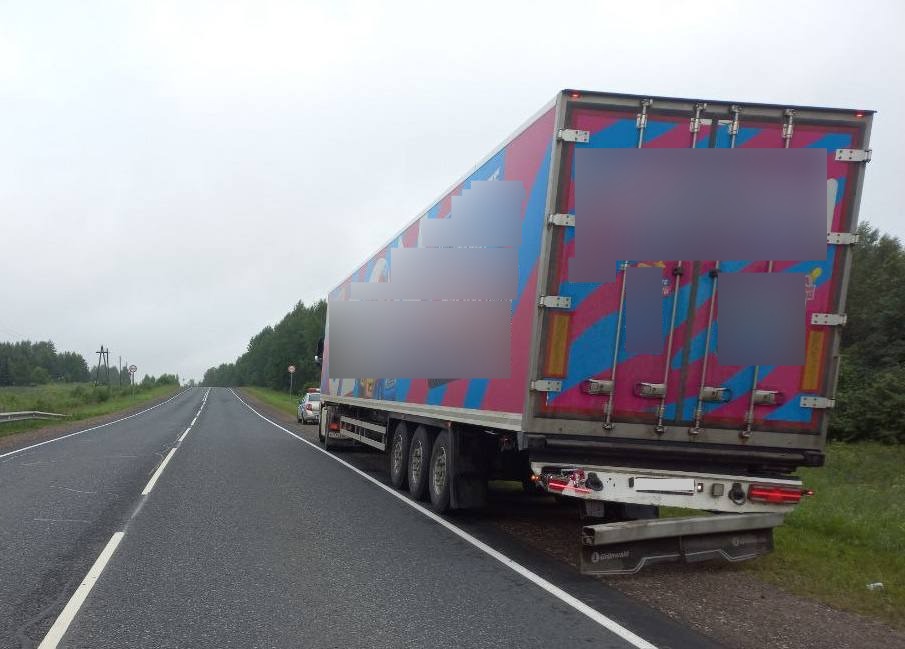 В Советском районе автомобиль с товарами из интернет-магазина попал в ДТП