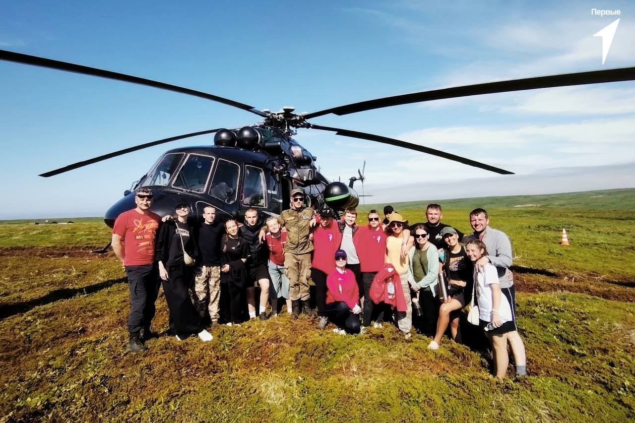 Юные кировчане стали участниками исторической экспедиции на Курильские острова