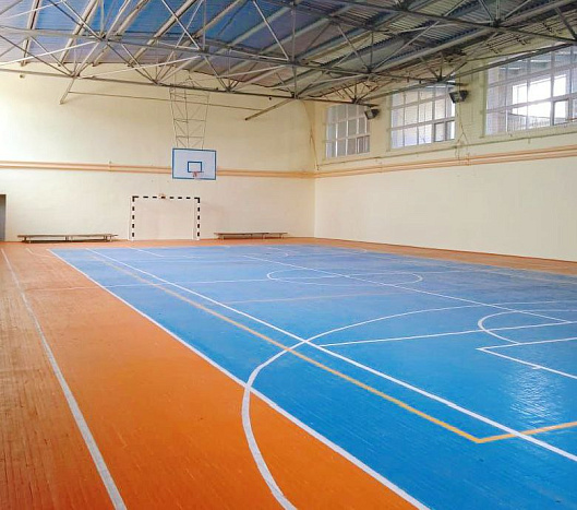 В Вятских Полянах обновили зал детской спортшколы