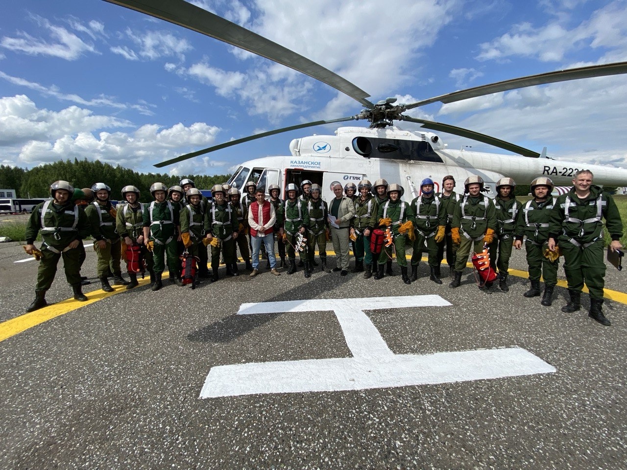 Сотрудники кировской «Лесоохраны» помогли в тушении лесных пожаров в Бурятии
