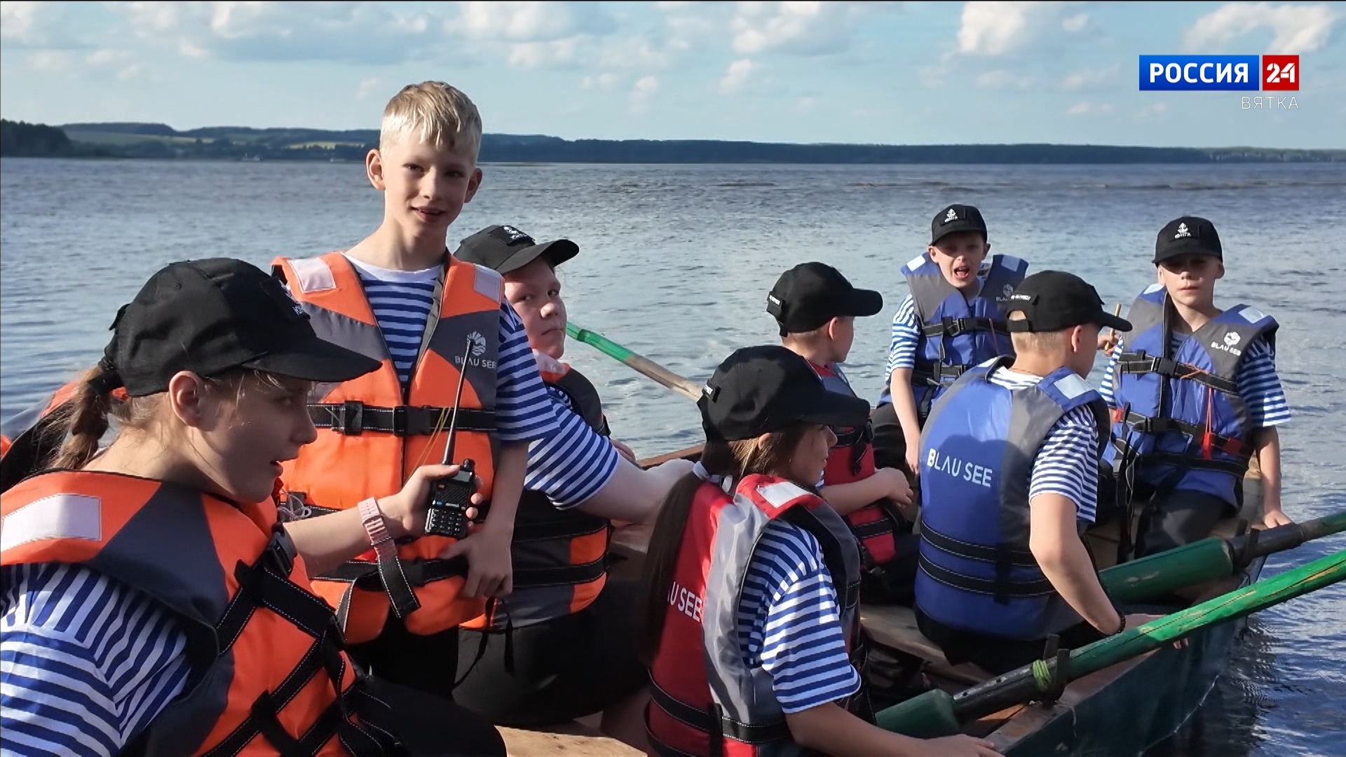 Школьники Кировской области изучили азбуку Морзе и научились вязать морские узлы