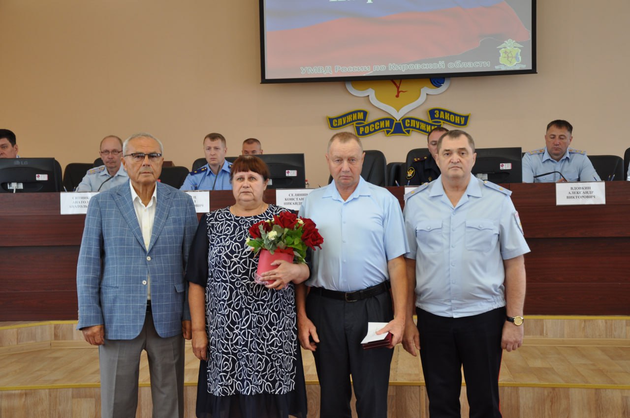 В Кировской области участкового, погибшего при исполнении служебного долга, посмертно наградили «Орденом мужества»