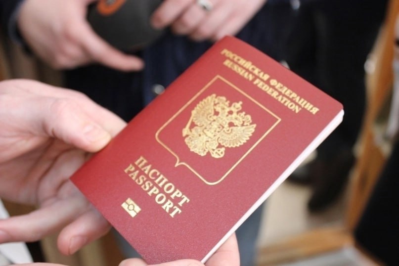 Загранпаспорта в Кирове теперь оформляют по новому адресу