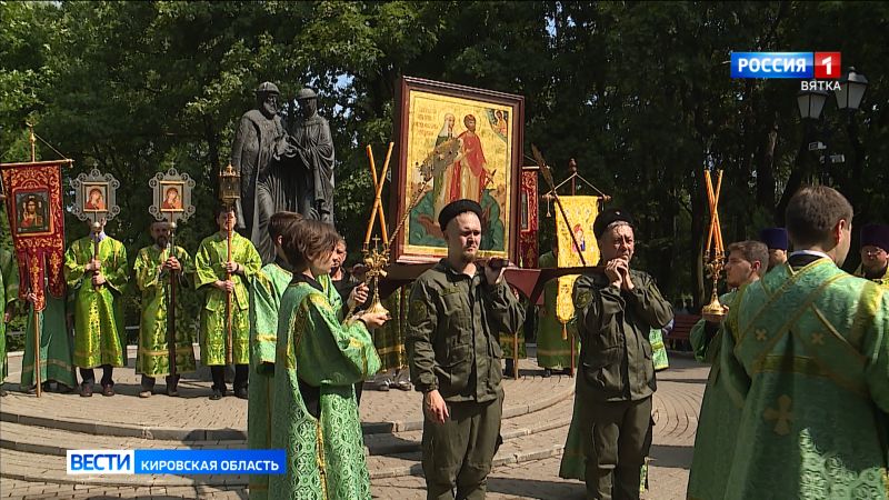 Стала известна программа ко Дню семьи, любви и верности