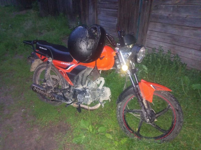 В Советске 12-летний водитель мопеда и его 13-летний пассажир попали в ДТП