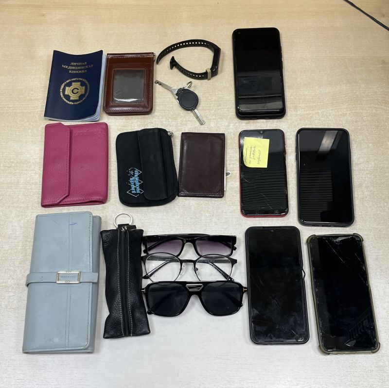 В Кировском АТП рассказали, что забывают пассажиры в общественном транспорте