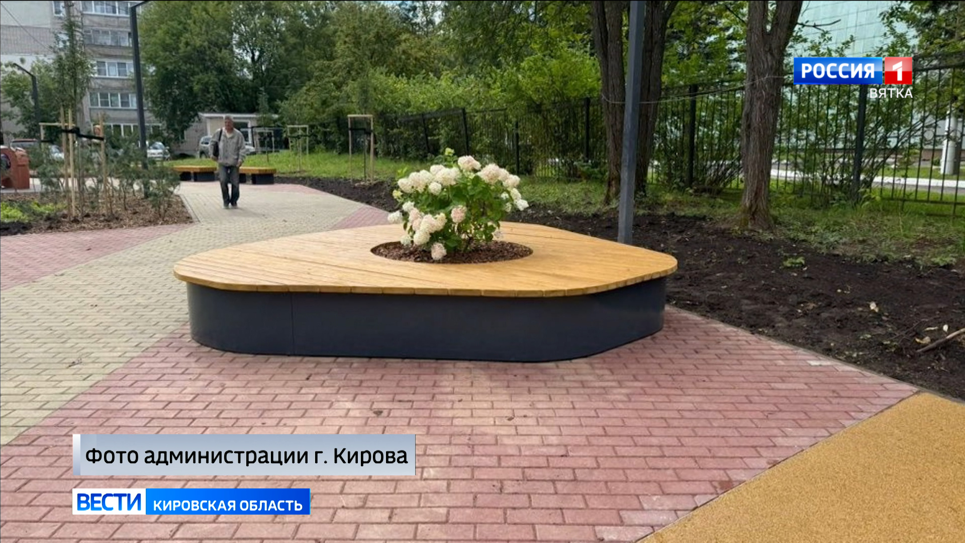 На Северной набережной в Кирове продолжается обустройство территорий по проекту «Формирование комфортной городской среды»