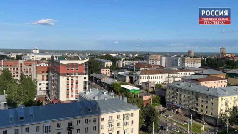 Губернатор Кировской области поздравил специалистов строительной сферы