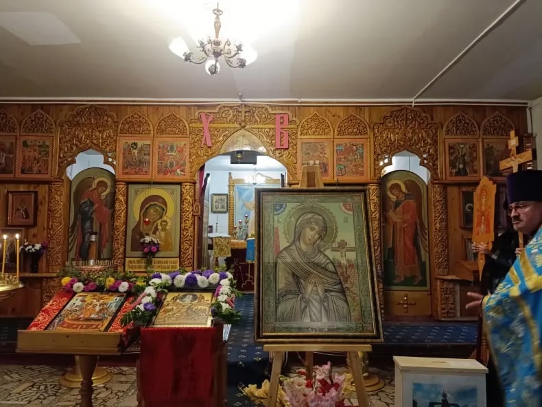 В поселок Восточный доставлена Чудотворная Икона Пресвятой Богородицы Ахтырская