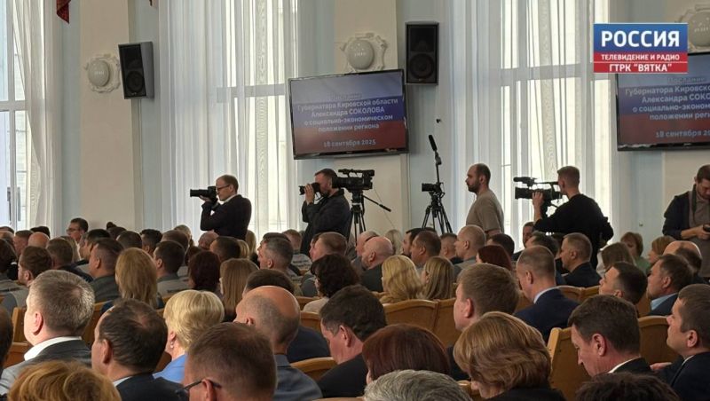 Александр Соколов предложил полностью запретить продажу вейпов в регионе