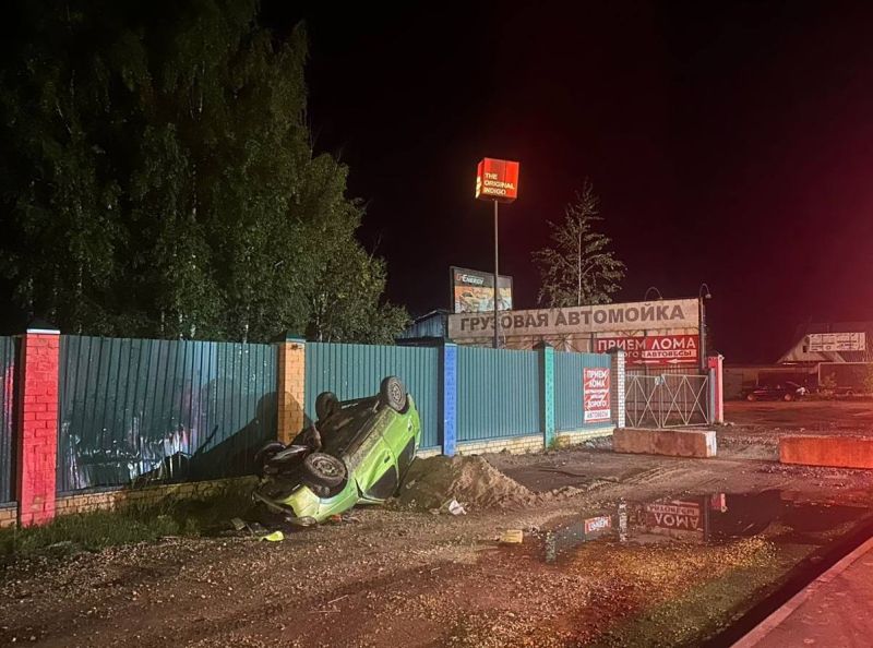 В Нововятске в аварию попали 18-летние парень и девушка