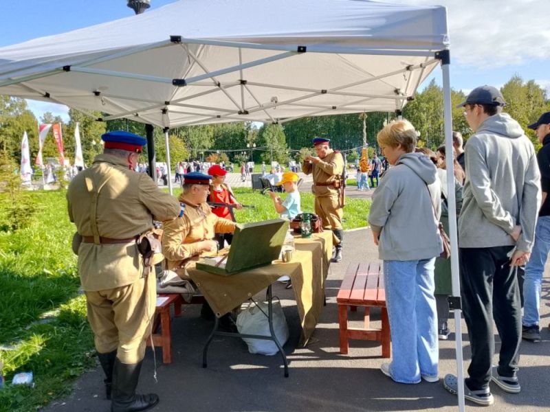 В Кирове прошел фестиваль «Песни и танцы Победы: связь поколений»