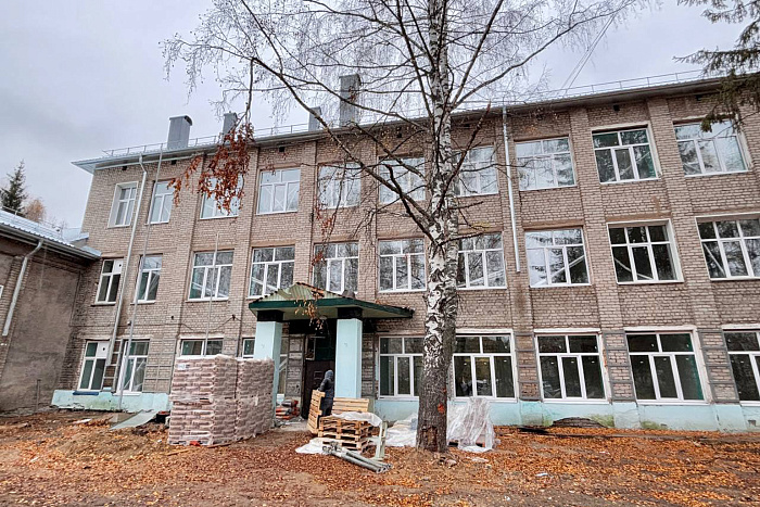 В школе города Котельнича продолжается капремонт