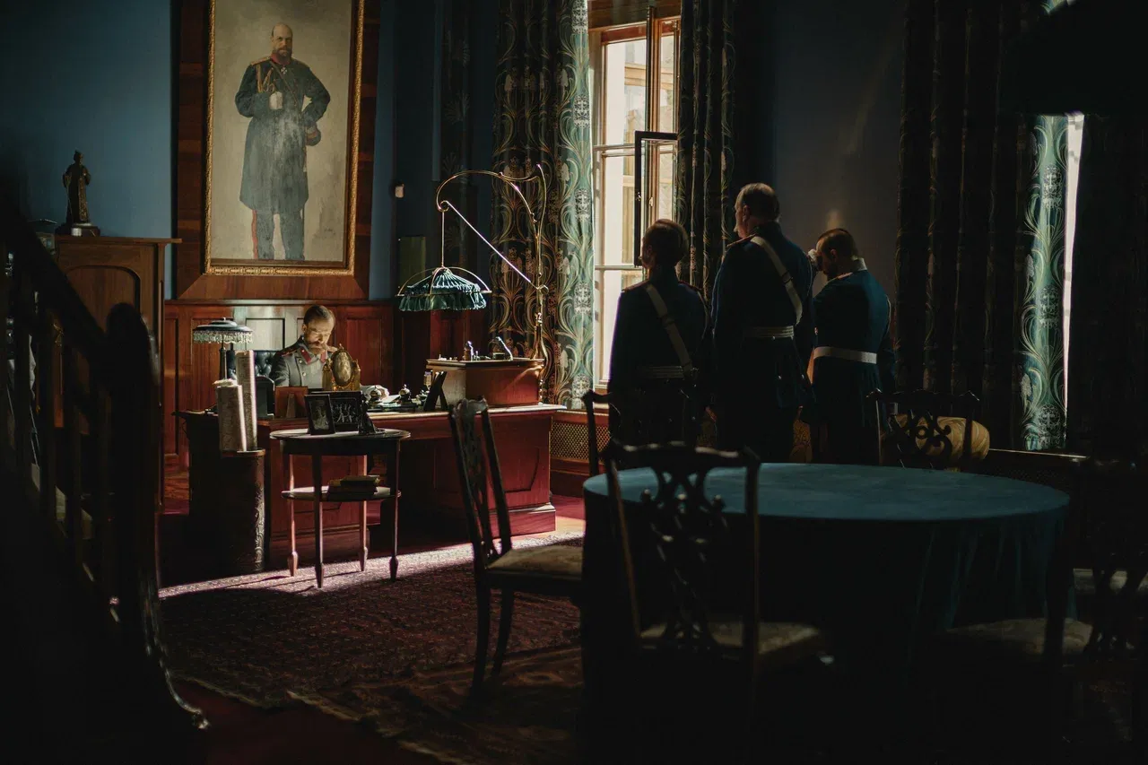 Телеканал «Россия» представит «Хроники русской революции» в осмыслении Андрея Кончаловского