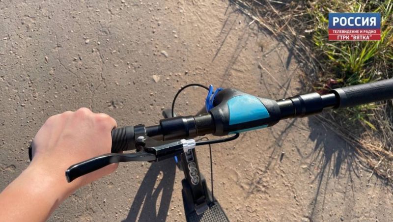 В Кирове на женщину наехал электросамокатчик