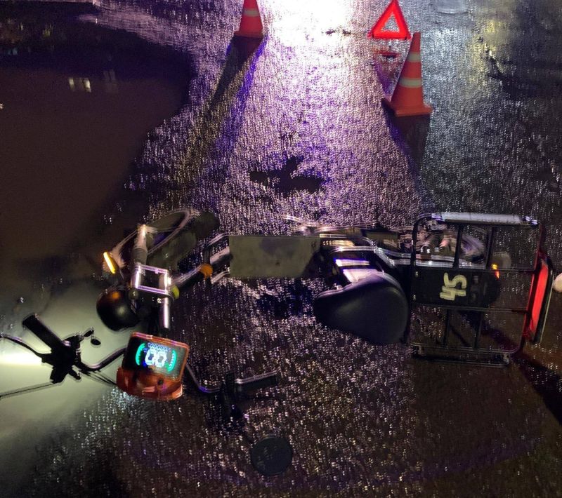 В Курагинском переулке Кирова электровелосипедист сбил 65-летнюю женщину