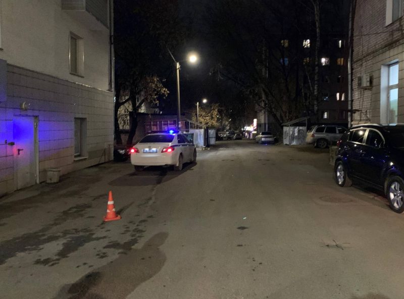 В Кирове под колеса авто попала 49-летняя женщина