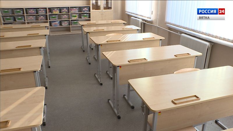 В селе Среднеивкино капитально обновили здание школы